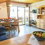 בית נופש Alpiner Aufenthalt Mit Balkon In