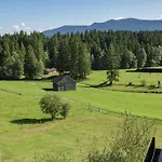 Alpiner Aufenthalt Mit Balkon In *