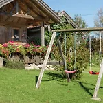 Alpiner Aufenthalt Mit Balkon In *