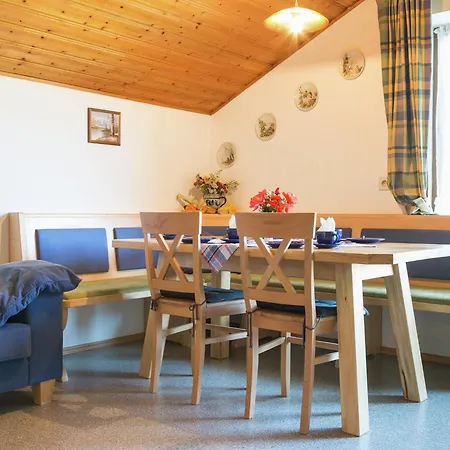 Hébergement de vacances Alpiner Aufenthalt Mit Balkon In *