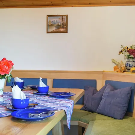 Hébergement de vacances Alpiner Aufenthalt Mit Balkon In *